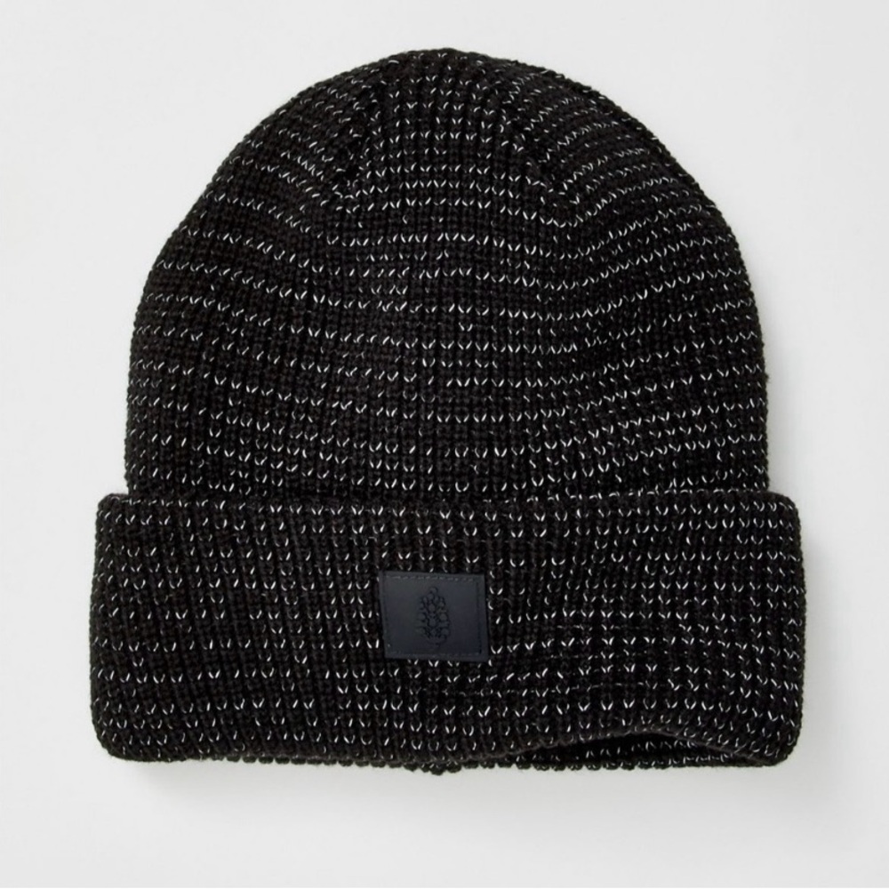 NWOT! Free People FP Movement Let’s Race Fleece Lined Beanie- Black